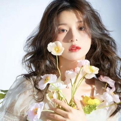 她和她的她